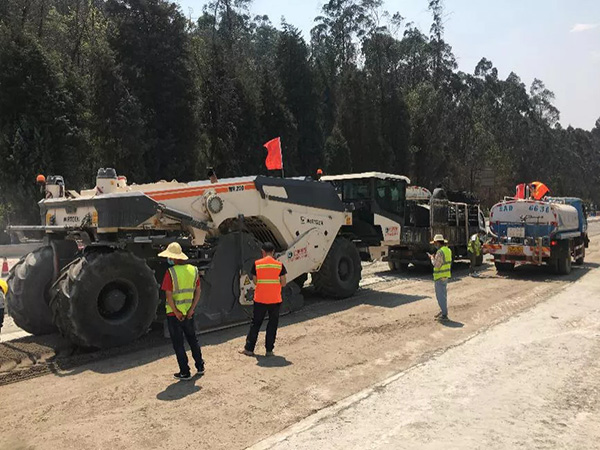 1589872203645718.jpg 640.webp (5).jpg